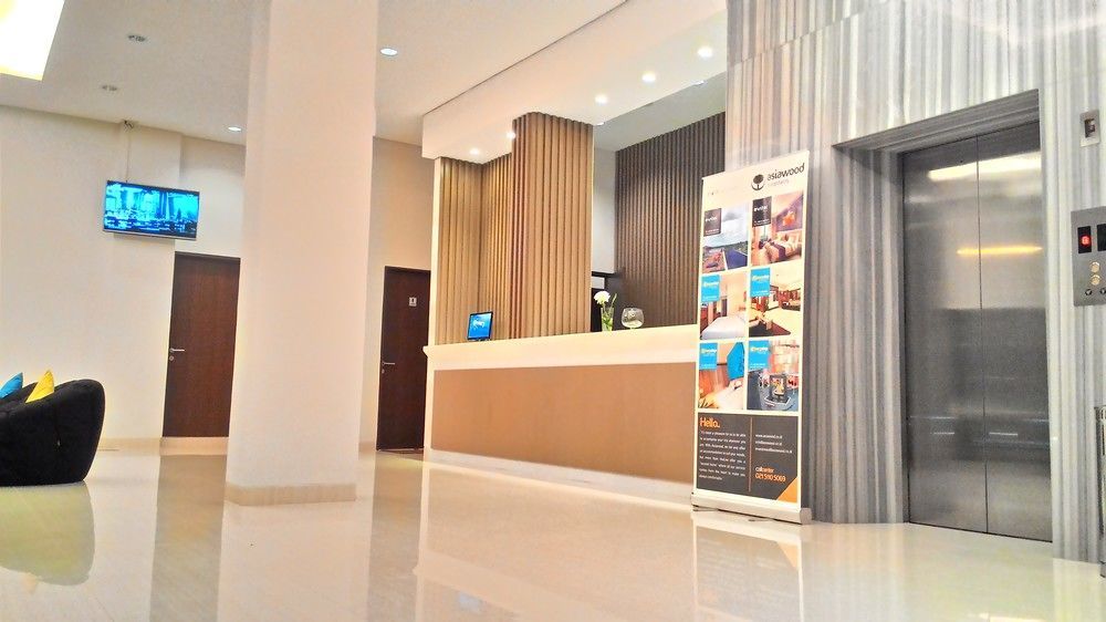 Everyday Smart Hotel Mayestik Jakarta Ngoại thất bức ảnh